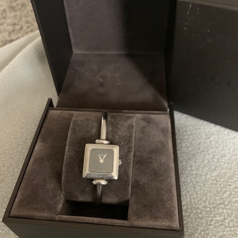 Gucci Watch- Bangle - image 1